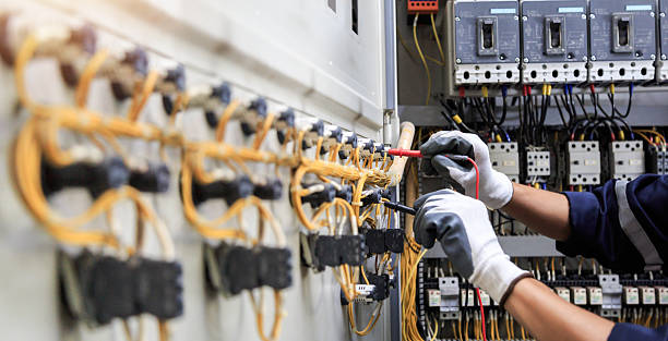 Professional Electrician technician working in Athens, TX